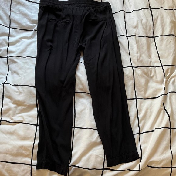 Flowy ankle length pants with drawstring waistband - Picture 5 of 6